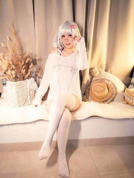 女老师8