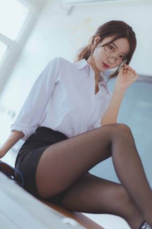 电影上帝也疯狂1国语版配音