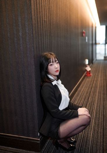 欧美第一页在线